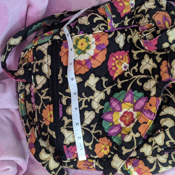 Vera BradleSuzanibackpack, Excellent condition. Adjustable straps. zipper pocket - Picture 3 of 8